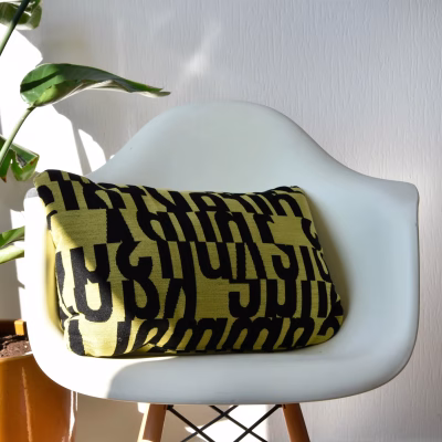 Kussen 50x35 Kvadrat Letters