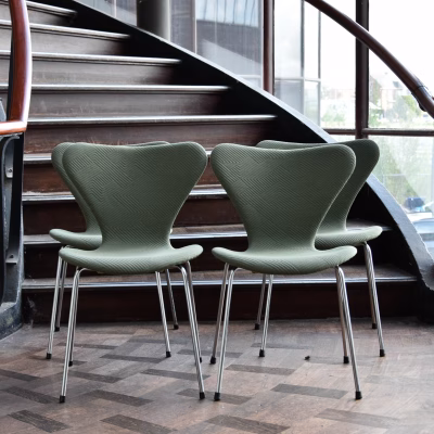 Set van 4 Fritz Hansen vlinderstoelen